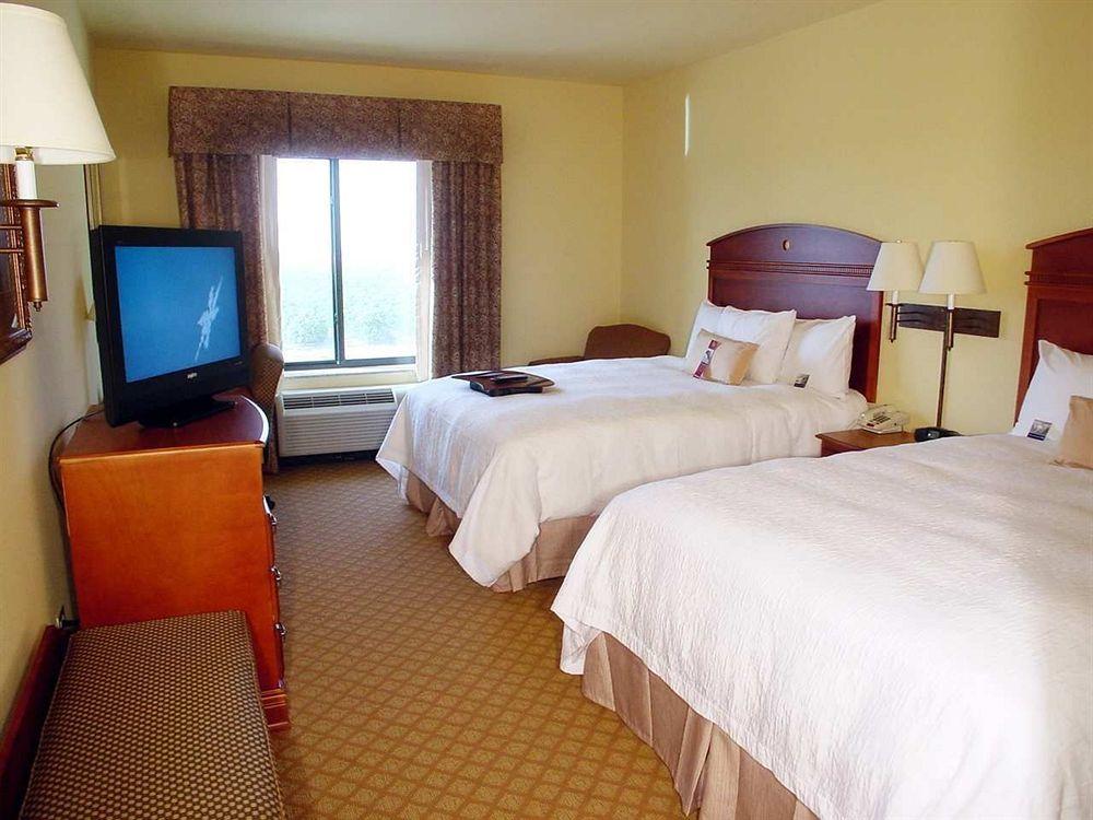 Hampton Inn & Suites Pharr Exterior foto